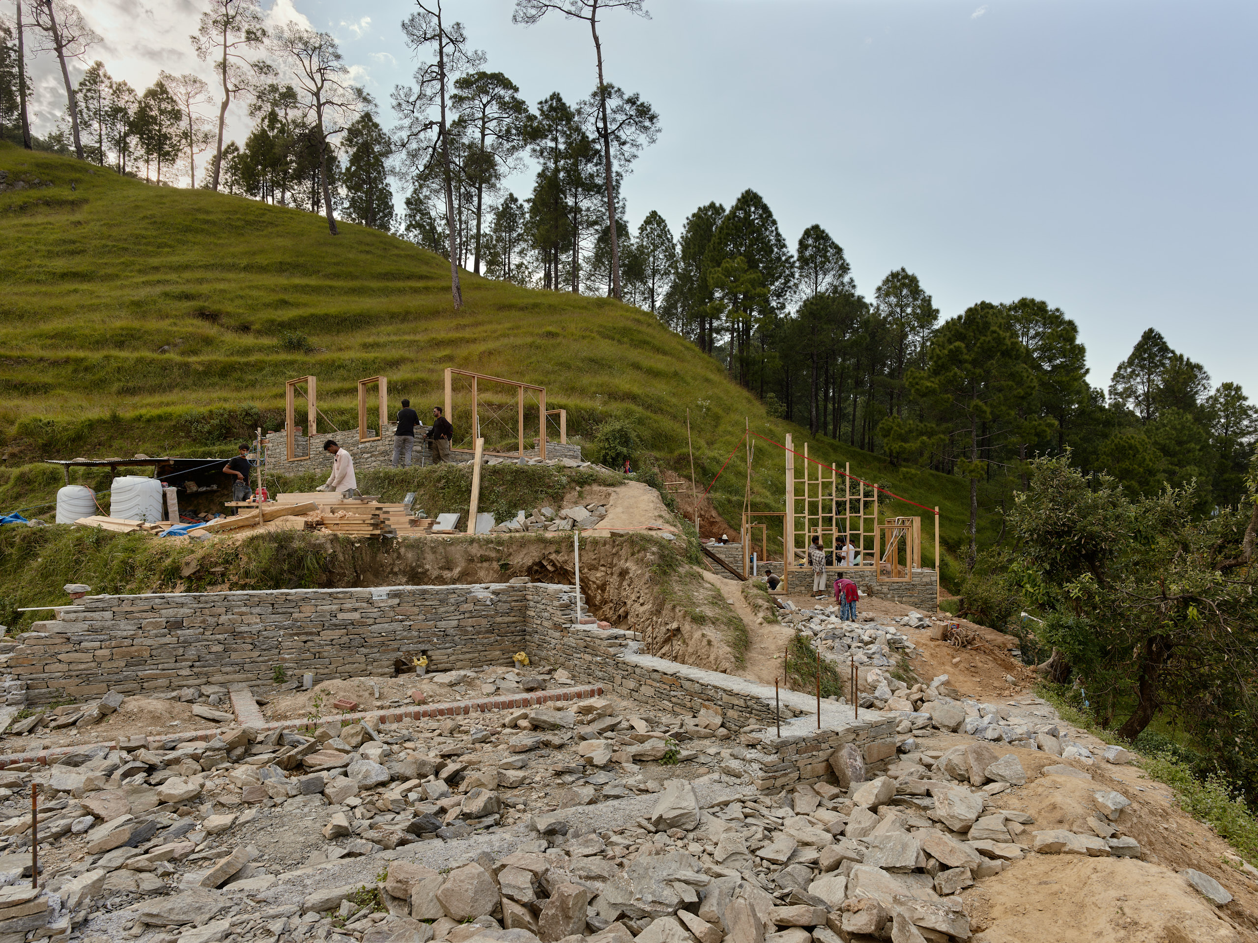 Ahp0151 AIQ4 025217p